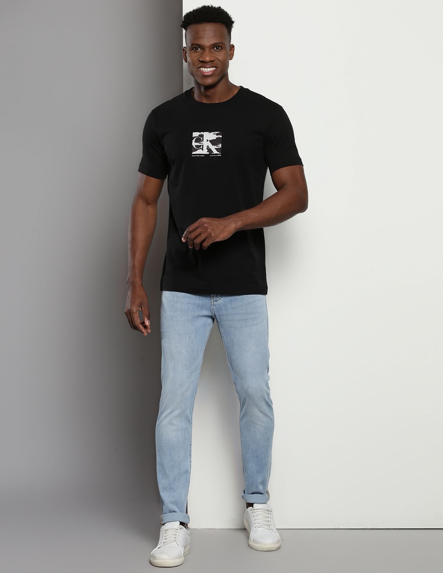 Calvin Klein Box Logo Slim Fit T-Shirt