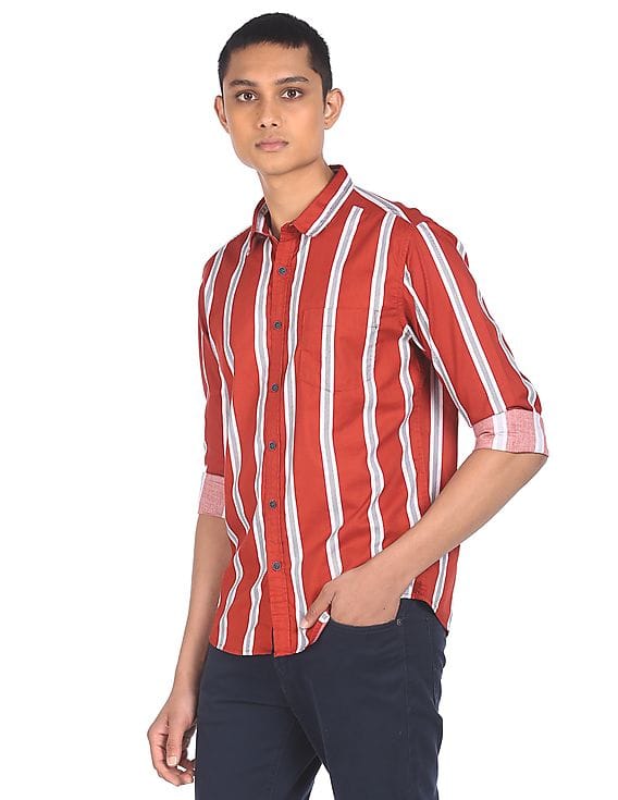 Red Spread Collar Striped Casual Shirt 