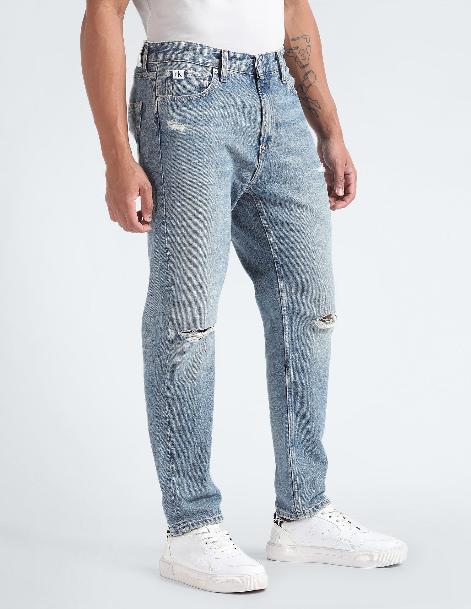 Buy Calvin Klein Jeans Mid Rise Distressed Dad Jeans NNNOW