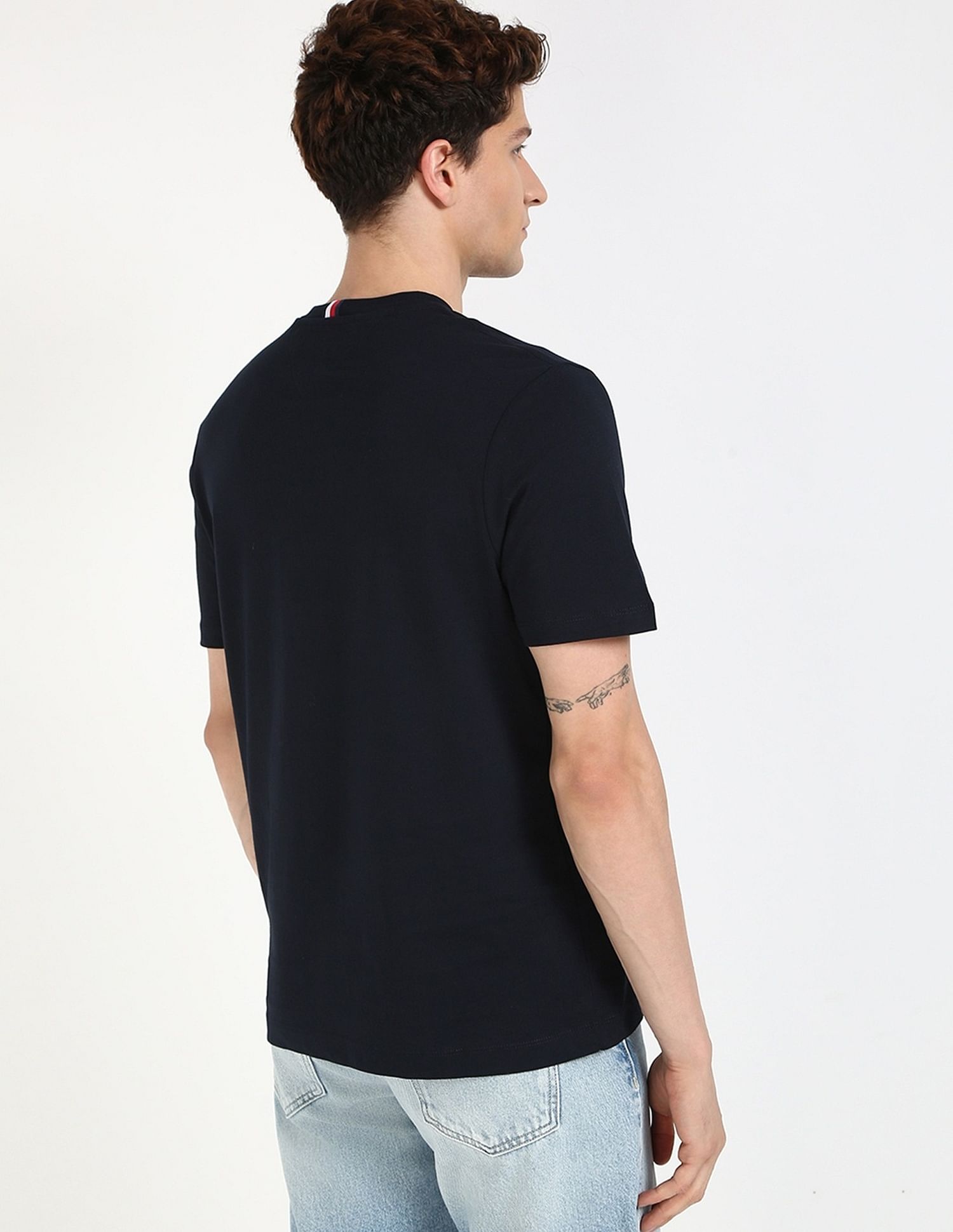 Tommy Hilfiger Logo Regular-Fit Cotton T-Shirt