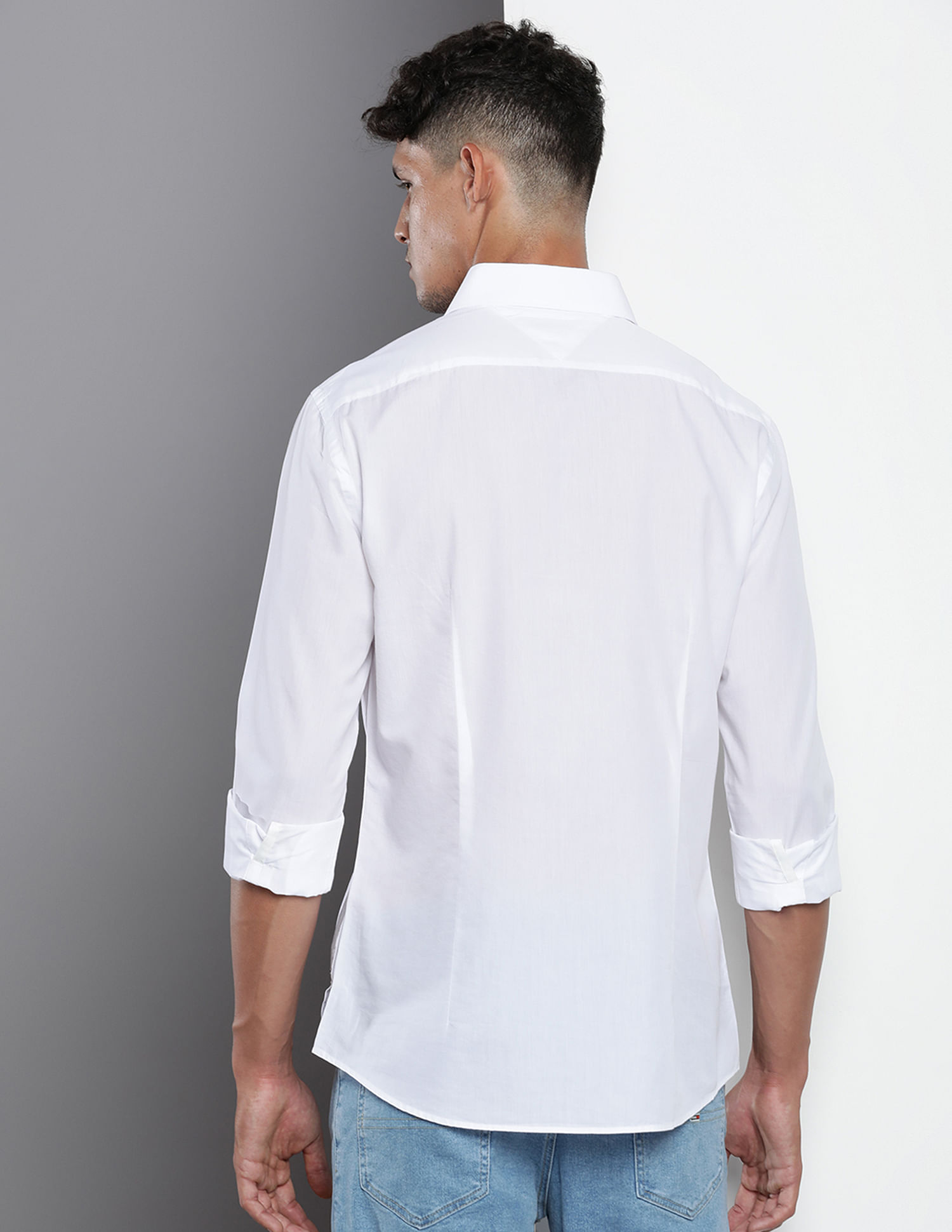 Tommy Hilfiger Slim Fit Poplin Solid Shirt