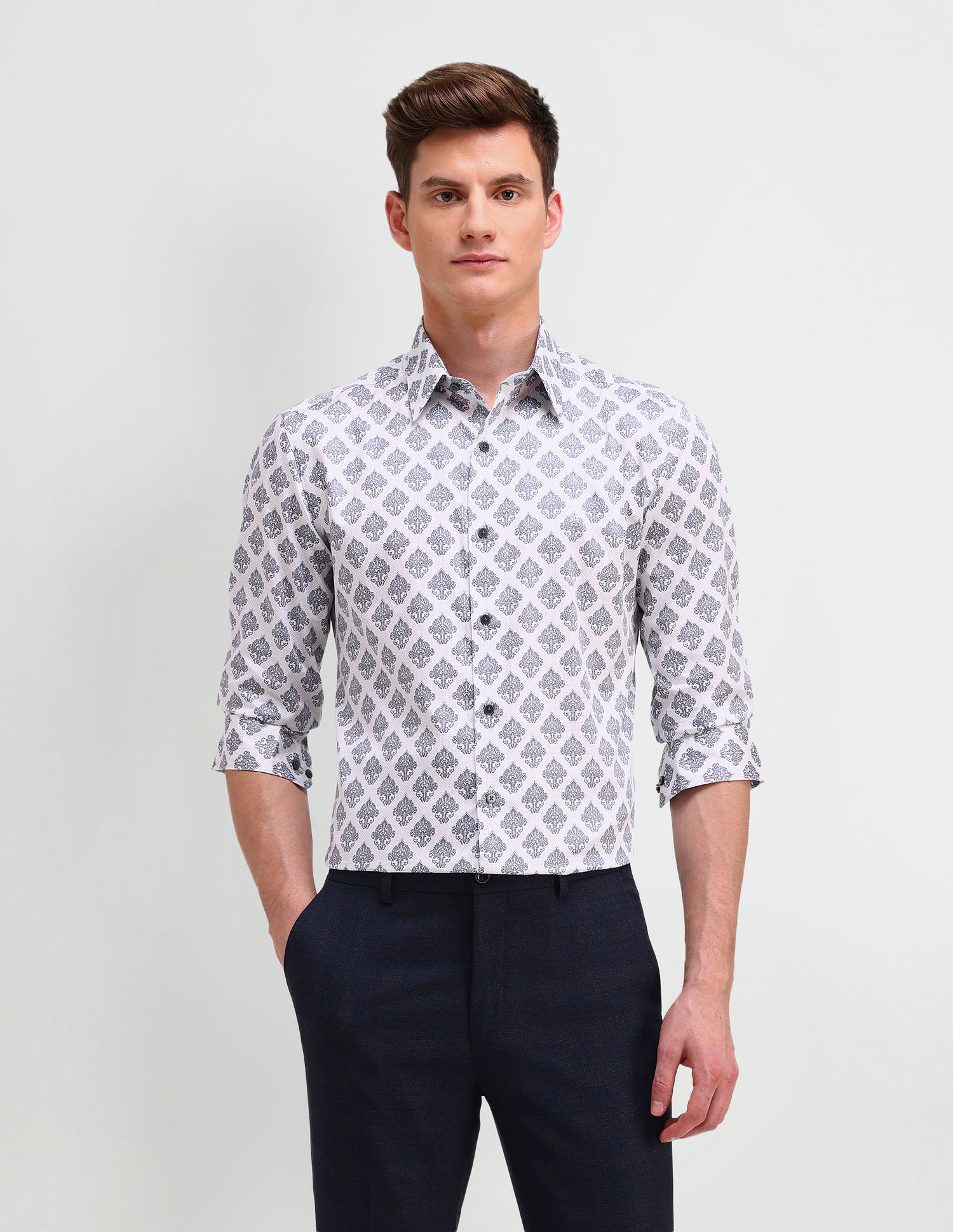 Arrow Newyork Manhattan Slim Fit Cotton Shirt