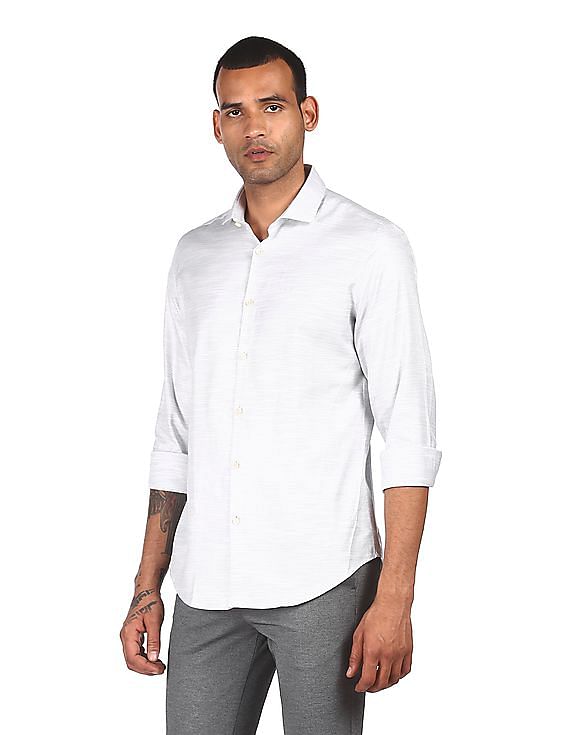 Calvin Klein Men White Spread Collar Patterned Casual Shirt