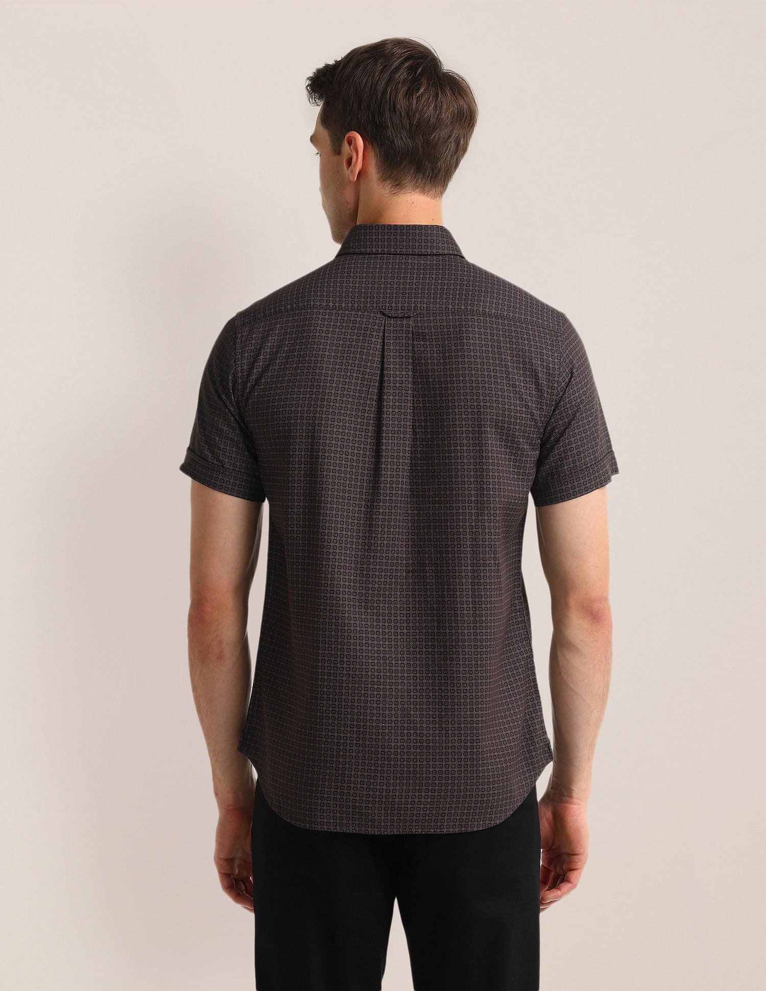 U.S. Polo Assn. Tailored Fit Geometric Shirt