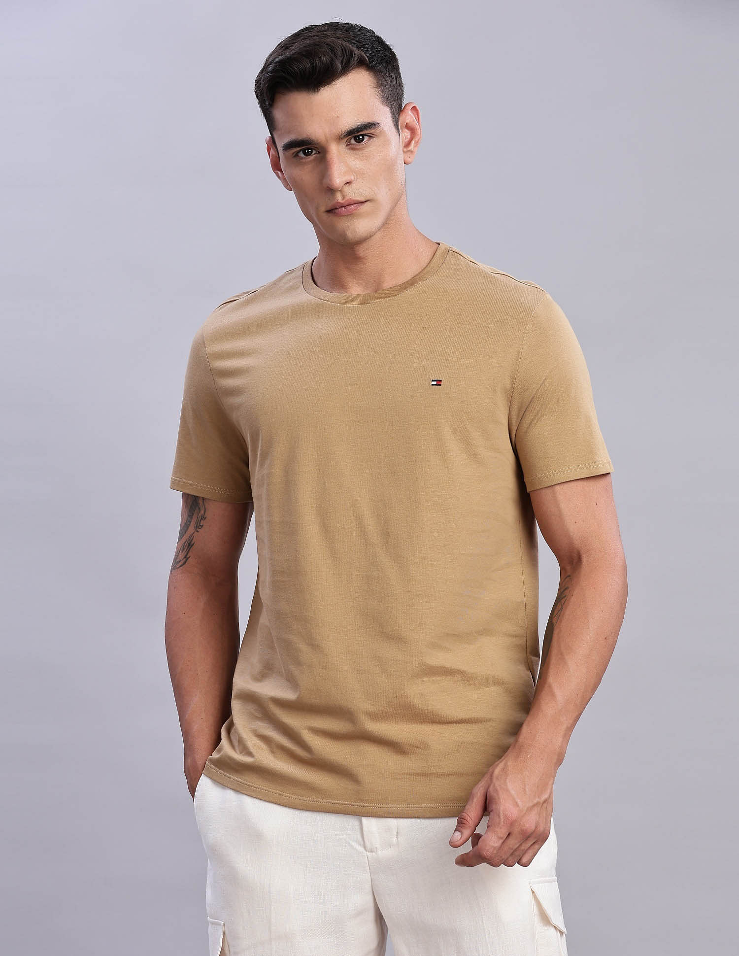 Tommy Hilfiger Mens Beige Solid T-Shirt