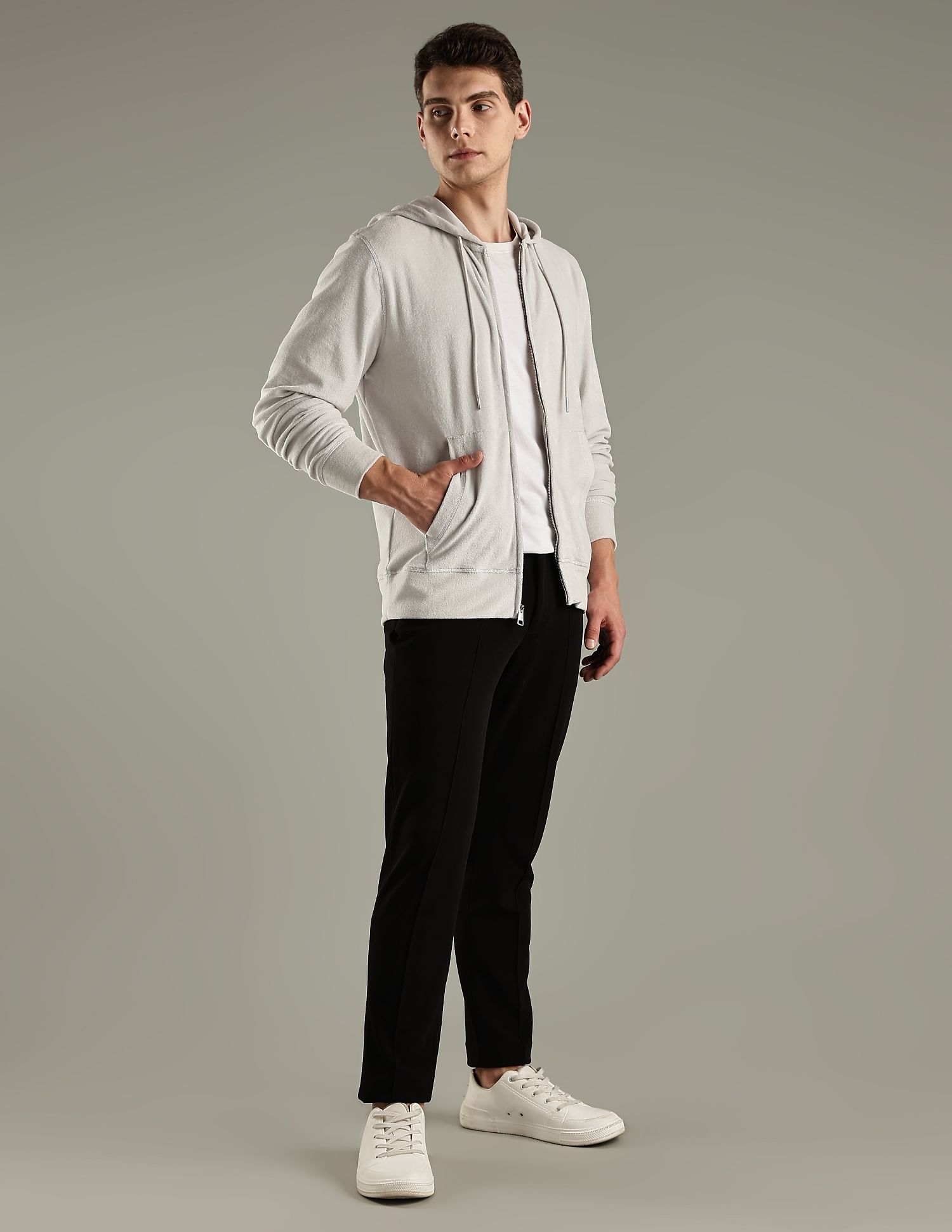Tommy Hilfiger Solid Regular-Fit Cotton Sweatshirt