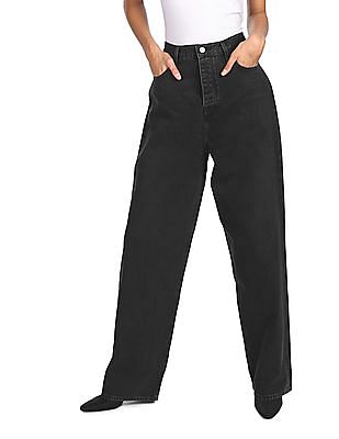 Calvin Klein Women Black Straight Fit Whiskered Jeans