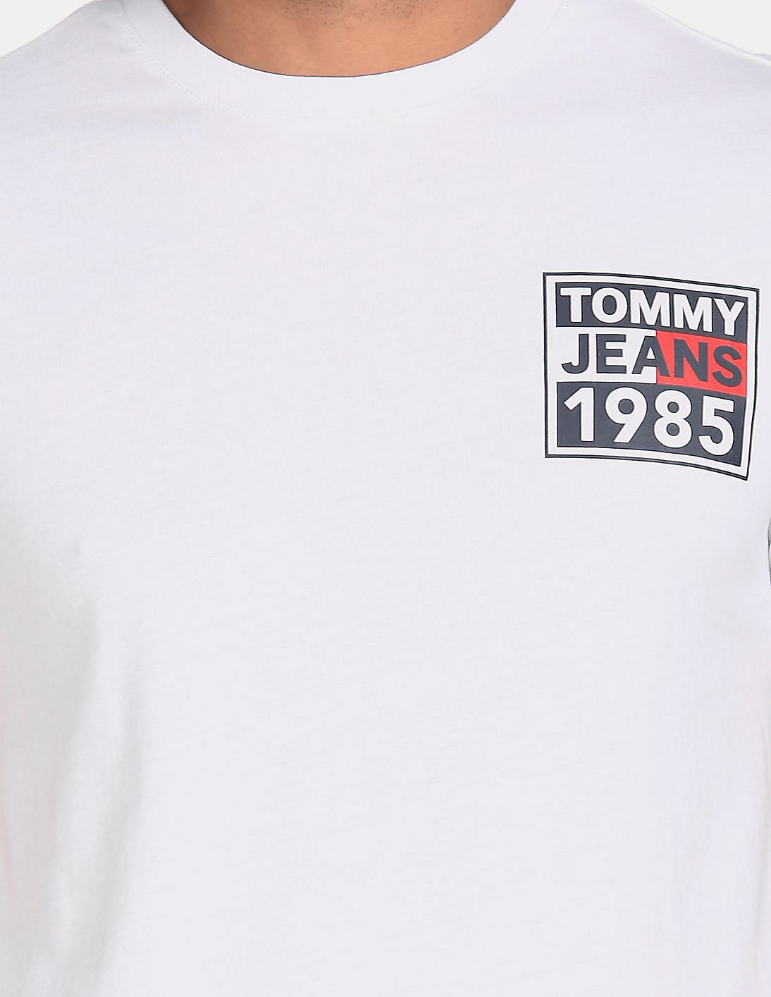 Buy Tommy Hilfiger Men White Print Graphic Back And T-Shirt Cotton Front