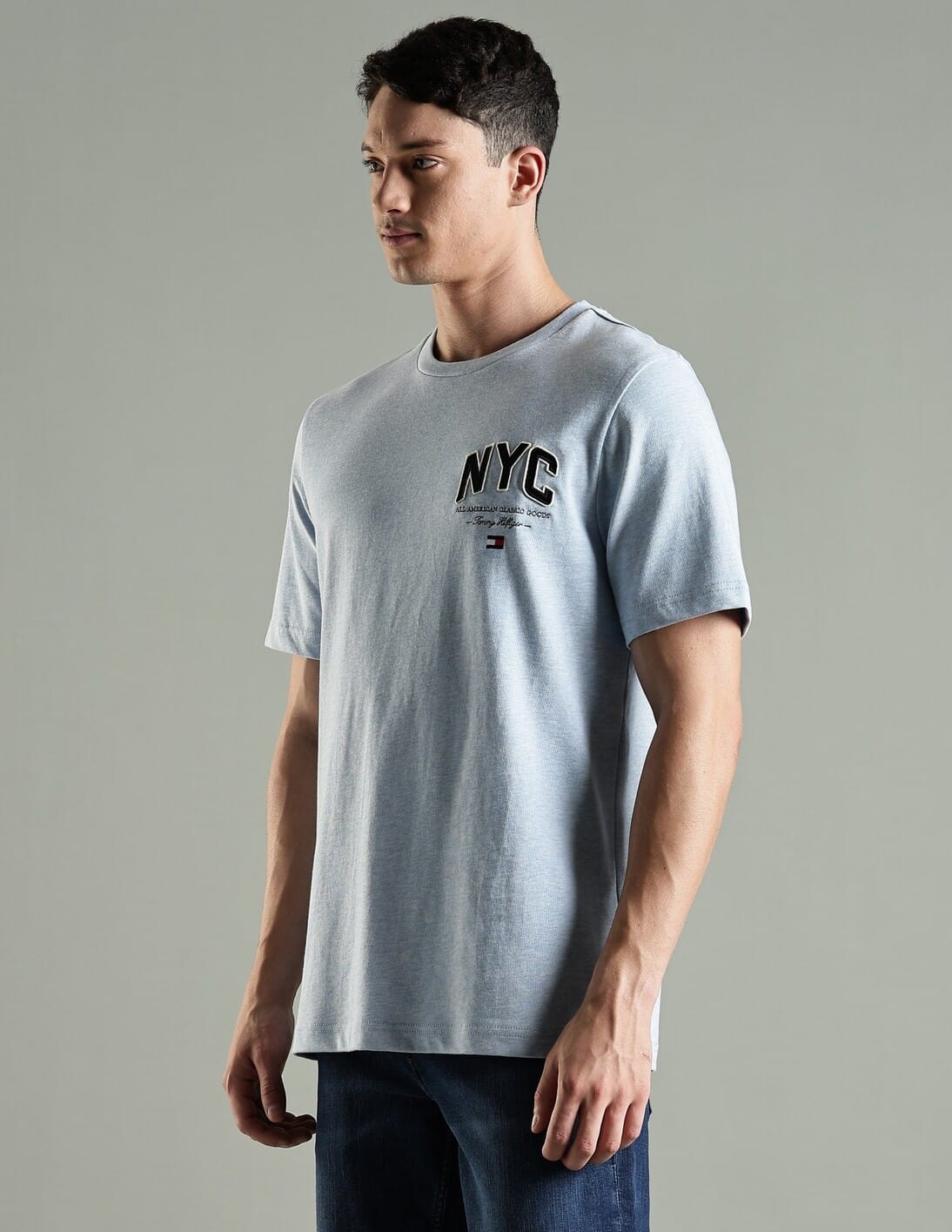 Buy Tommy Hilfiger Men Printed Regular Fit Cotton T-Shirt - NNNOW.com