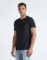 Tommy Hilfiger Classic Patch Pocket Solid T-Shirt