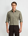 Arrow Newyork Manhattan Slim Fit Vertical Striped Shirt