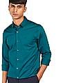 Calvin Klein Men Teal Spread Collar Solid Casual Shirt